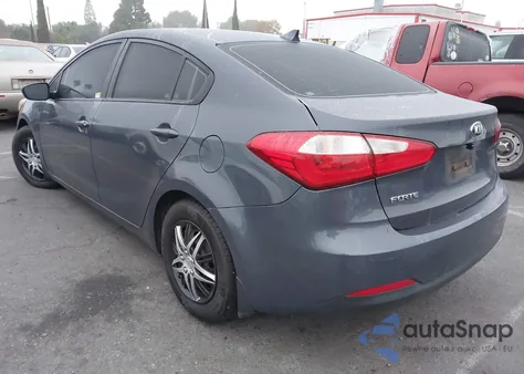 2016 Kia Forte Lx из США, поврежденный, VIN KNAFK4A65G5609254